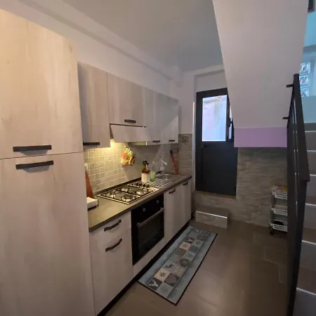Bed and Breakfast Casetta Felice 3*