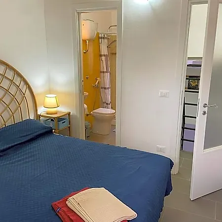 فندق مبيت وإفطار Casetta Felice 3*